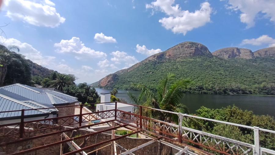 3 Bedroom Property for Sale in Kosmos North West